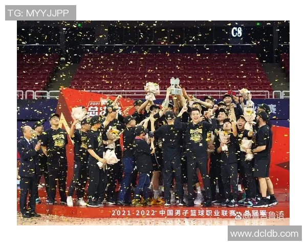 南京篮球队在冠军赛中的经验与表现分析与点评