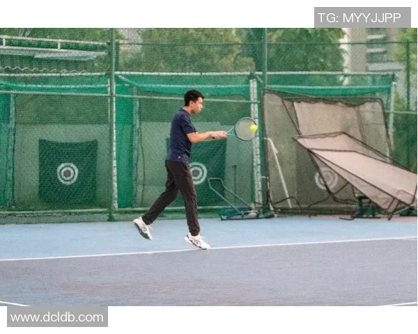 深圳网球队在全国锦标赛中的默契配合与战术分析